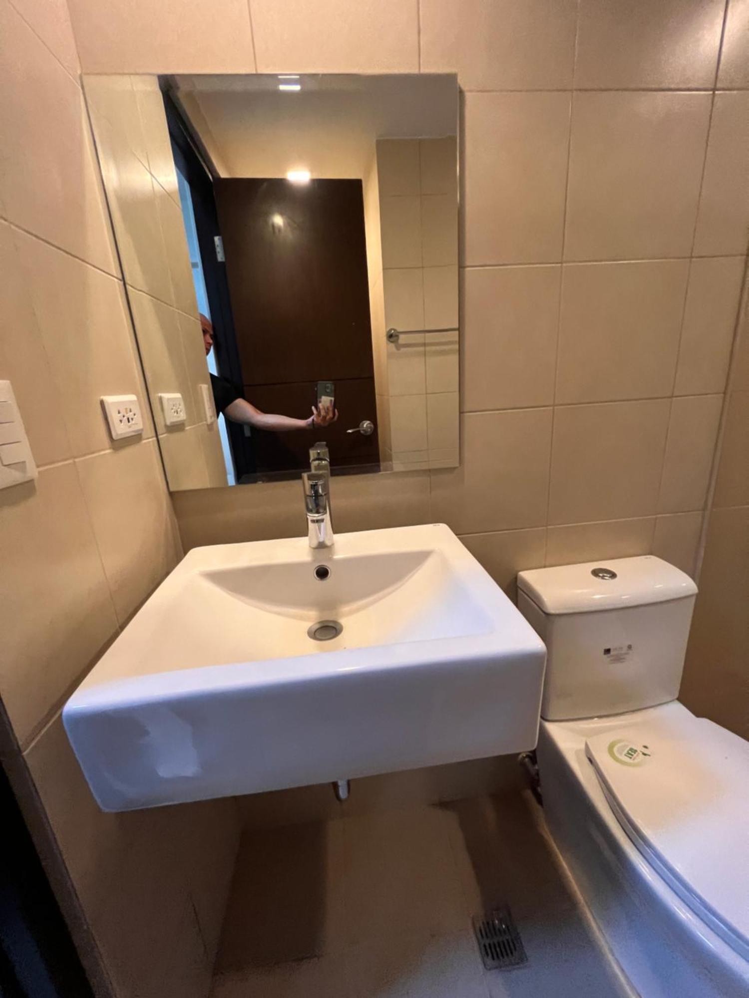 4 Majestic View Apartment Iloilo City Ngoại thất bức ảnh